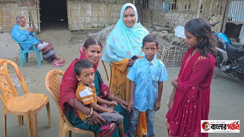 দীর্ঘ বিরতির পর আবার পড়াশোনা, ৫২ বছরে শেফালীর এইচএসসি জয়